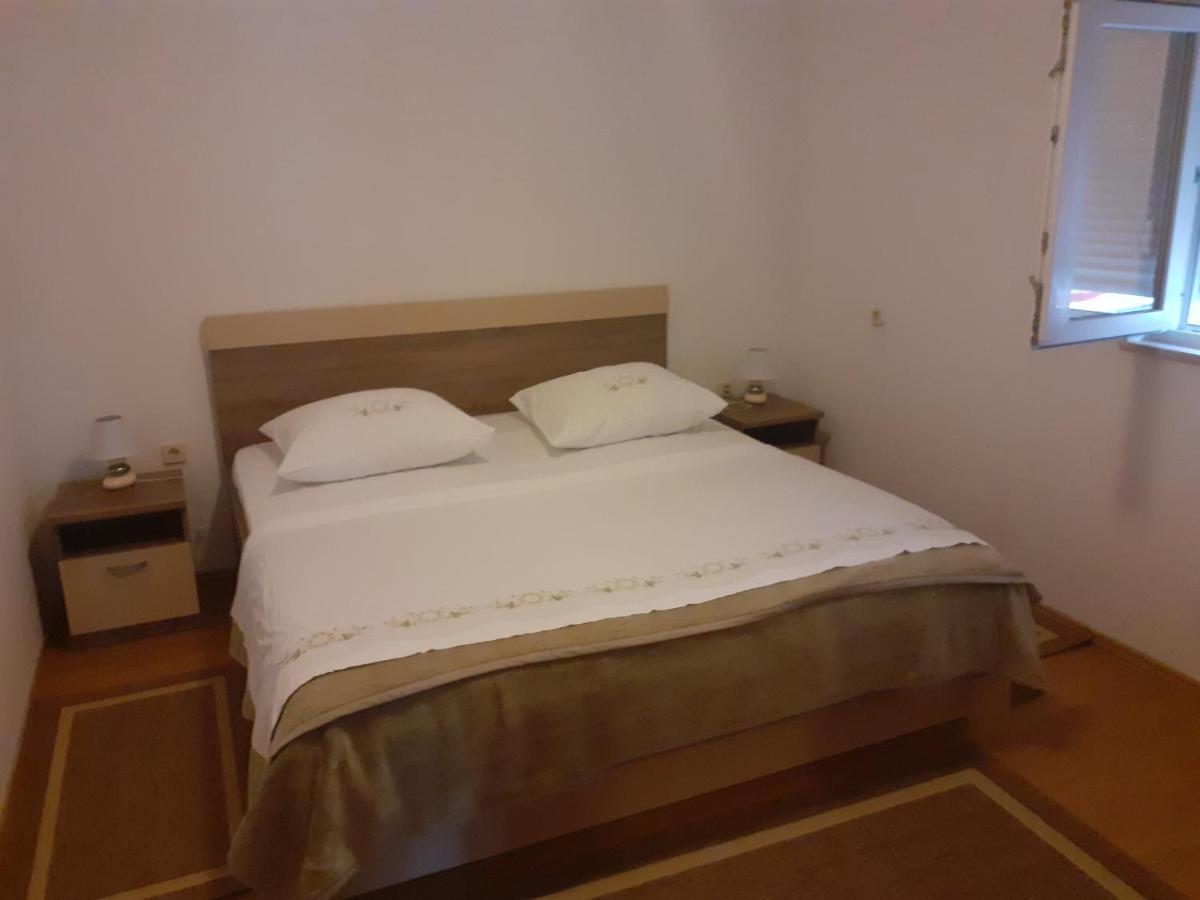 Apartment Papak Trogir Exterior foto
